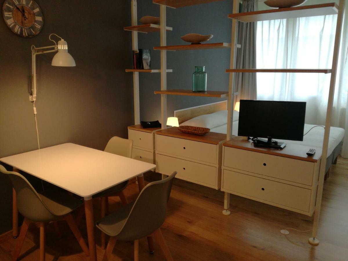 Apartamento Le Ammiraglie Savona Exterior foto